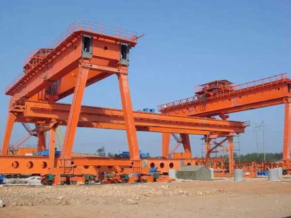 900噸龍門(mén)吊