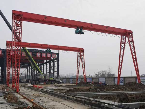 租賃的龍門吊需要符合哪些規(guī)定和標(biāo)準(zhǔn)？