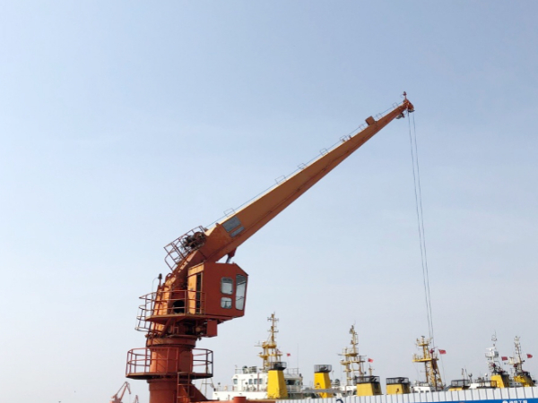 克令吊的安裝是否需要進行特定的**風險評估和管理？